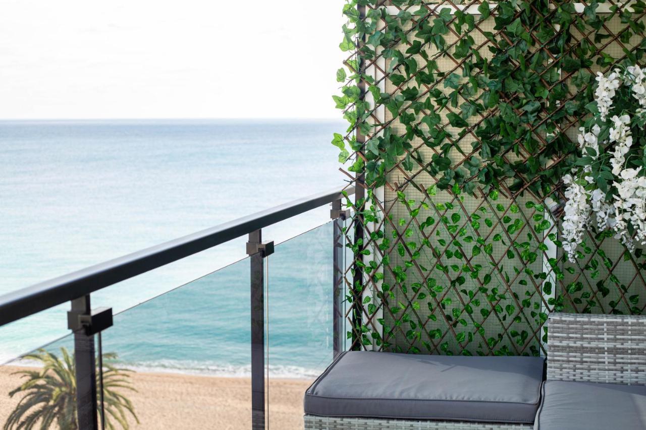 Apartamento Septimo Cielo Primera Linea De Mar Blanes Dış mekan fotoğraf